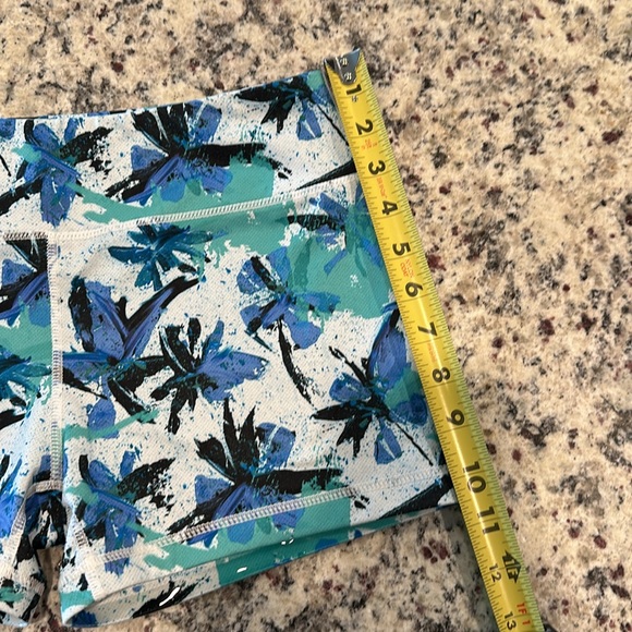 IAB mfg booty shorts - Picture 7 of 8